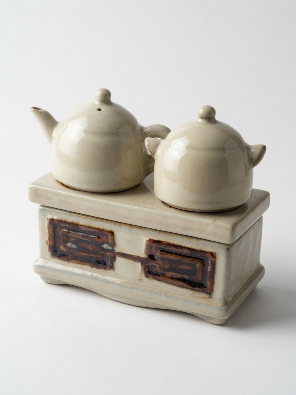 Pier 1 Ceramic Tabletop Accessory in Cream and Brown